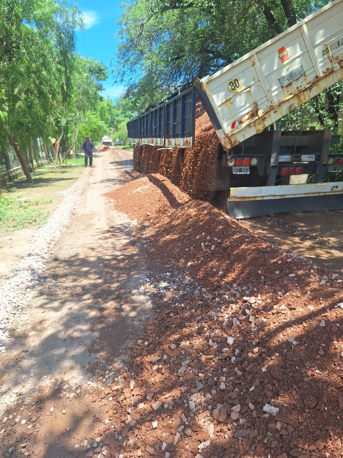 Enripiado y movimiento de suelos en ruta